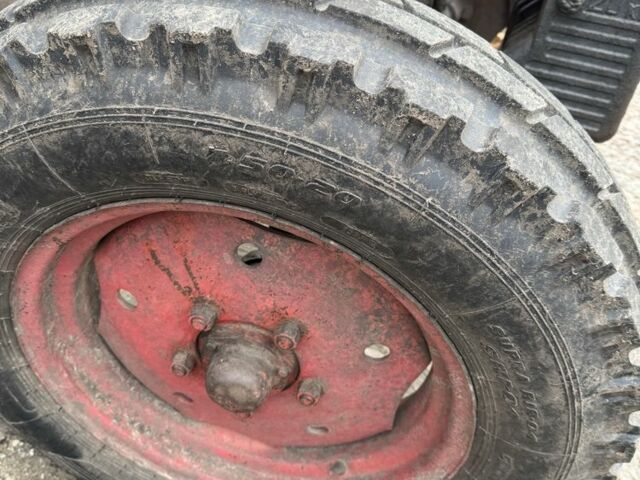 Червоний ЮМЗ 6КЛ, об'ємом двигуна 0 л та пробігом 10 тис. км за 4000 $, фото 3 на Automoto.ua