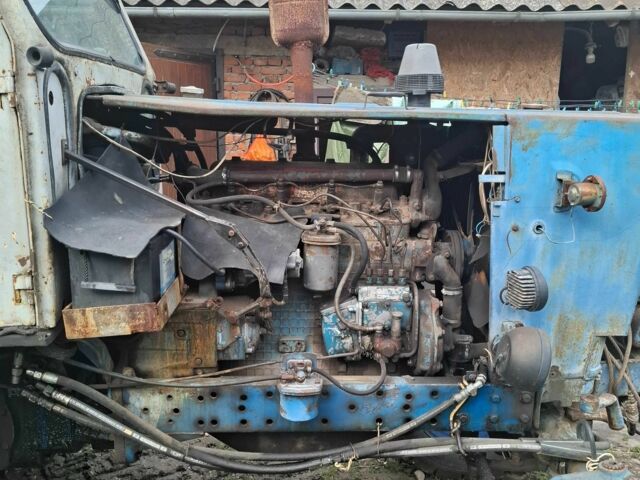 ЮМЗ Другая, объемом двигателя 5 л и пробегом 1000 тыс. км за 3700 $, фото 5 на Automoto.ua