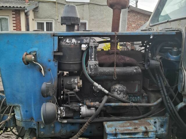 ЮМЗ Другая, объемом двигателя 5 л и пробегом 1000 тыс. км за 3700 $, фото 4 на Automoto.ua