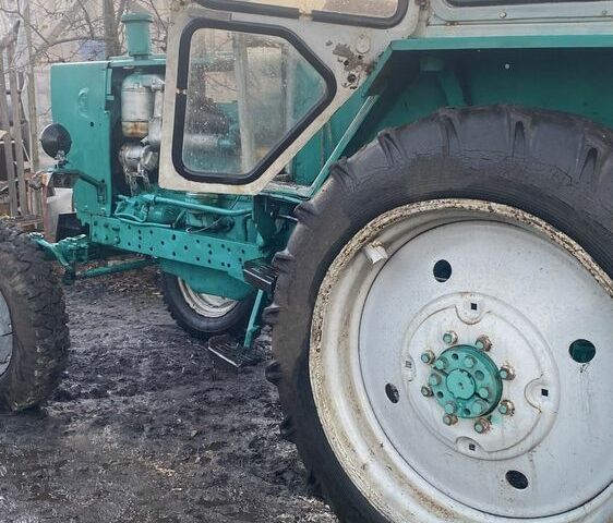 ЮМЗ Другая, объемом двигателя 4.9 л и пробегом 100 тыс. км за 2700 $, фото 4 на Automoto.ua