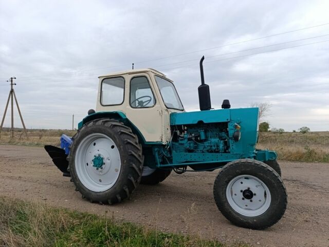 ЮМЗ Другая, объемом двигателя 4.75 л и пробегом 300 тыс. км за 3000 $, фото 2 на Automoto.ua