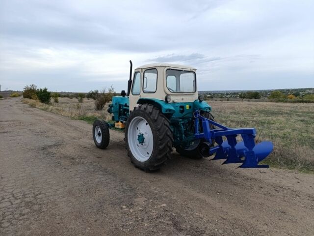 ЮМЗ Другая, объемом двигателя 4.75 л и пробегом 300 тыс. км за 3000 $, фото 4 на Automoto.ua