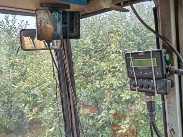 ЮМЗ Інша, об'ємом двигуна 5 л та пробігом 234 тис. км за 9500 $, фото 11 на Automoto.ua