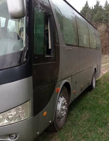 Сірий Ютонг 6831, об'ємом двигуна 5.9 л та пробігом 560 тис. км за 6800 $, фото 4 на Automoto.ua
