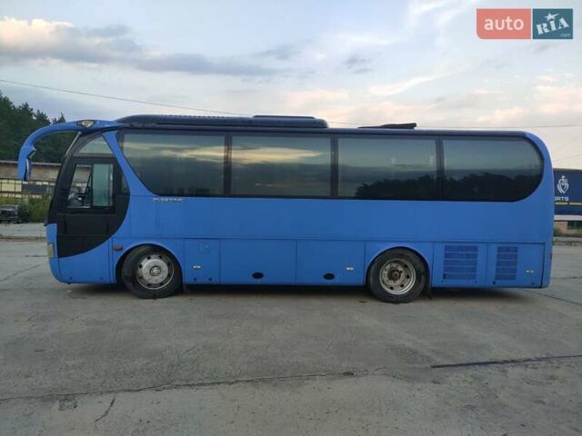 Синій Ютонг 6831, об'ємом двигуна 5.88 л та пробігом 800 тис. км за 6800 $, фото 8 на Automoto.ua