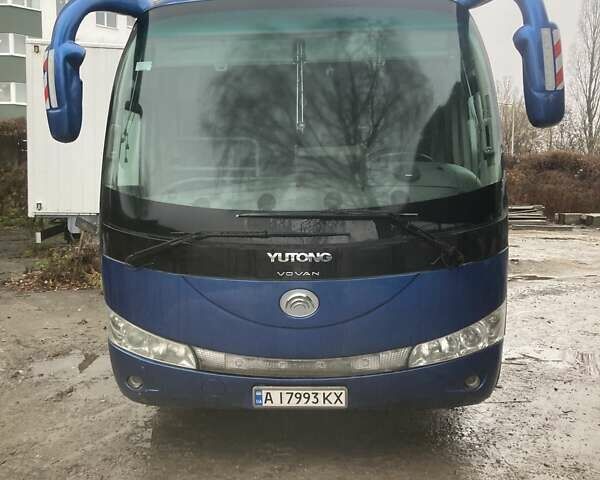 Синий Ютонг ЗК, объемом двигателя 5.88 л и пробегом 426 тыс. км за 10350 $, фото 3 на Automoto.ua