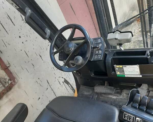 Желтый Яле GDP 30TF V2795, объемом двигателя 0 л и пробегом 1 тыс. км за 14500 $, фото 2 на Automoto.ua