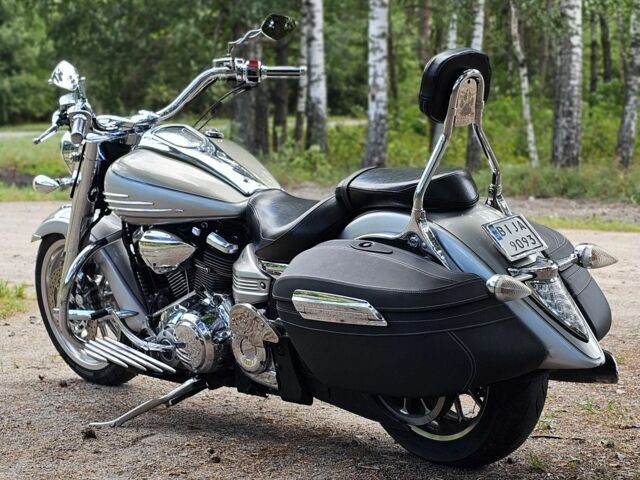 Ямаха 3302 2005 в Кременчуге на Automoto.ua Серый Ямаха 3302, объемом двигателя 1.9 л и пробегом 0 тыс. км за 9000 $, фото 4 на Automoto.ua