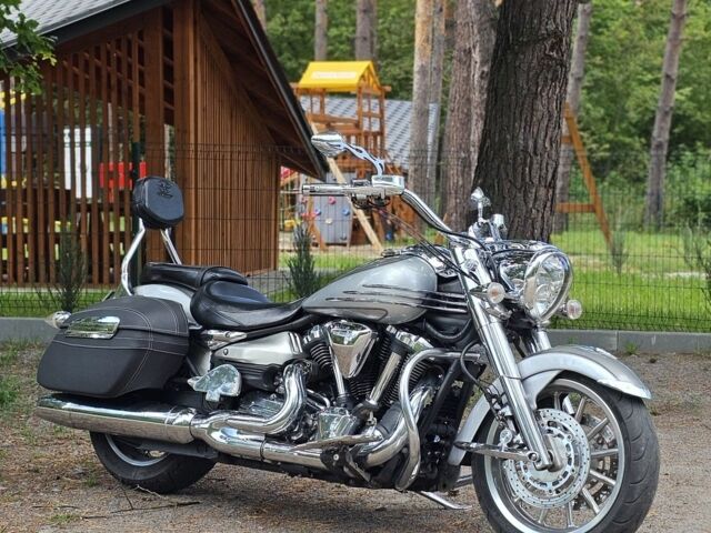 Ямаха 3302 2005 в Кременчуге на Automoto.ua Серый Ямаха 3302, объемом двигателя 1.9 л и пробегом 0 тыс. км за 9000 $, фото 2 на Automoto.ua