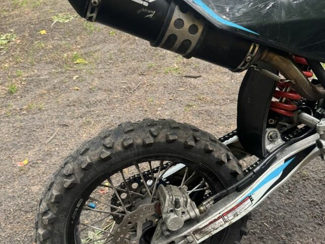Ямаха 5312, объемом двигателя 4.25 л и пробегом 0 тыс. км за 4000 $, фото 4 на Automoto.ua
