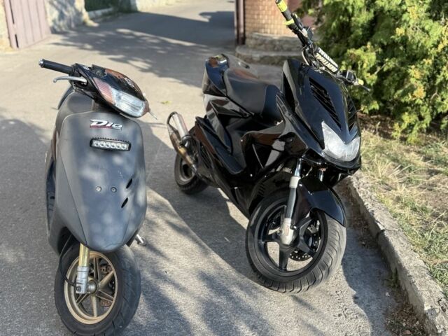 Ямаха Аэрокс, объемом двигателя 70 л и пробегом 0 тыс. км за 2000 $, фото 1 на Automoto.ua