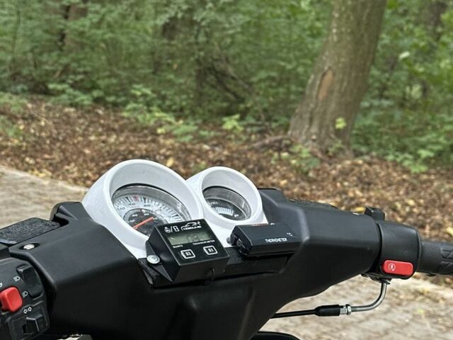 Ямаха Aerox, об'ємом двигуна 50 л та пробігом 0 тис. км за 1699 $, фото 3 на Automoto.ua
