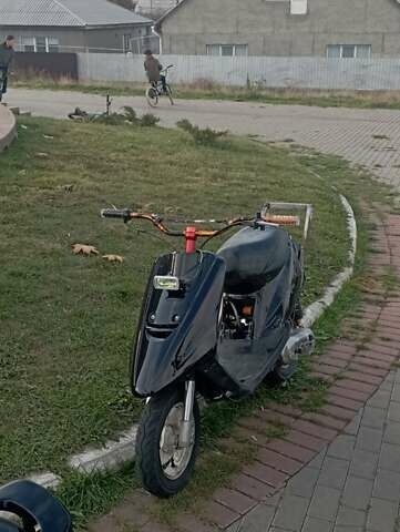 Черный Ямаха Артистик, объемом двигателя 0.07 л и пробегом 10 тыс. км за 320 $, фото 2 на Automoto.ua