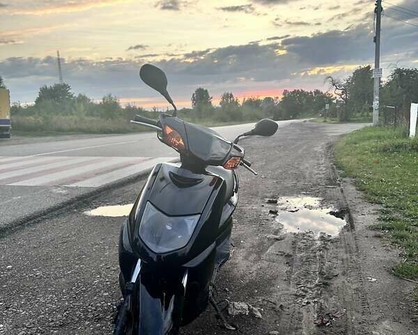 Черный Ямаха Сигнус, объемом двигателя 0.12 л и пробегом 40 тыс. км за 677 $, фото 1 на Automoto.ua