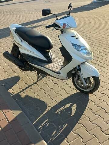 Ямаха Сигнус, объемом двигателя 1.25 л и пробегом 16 тыс. км за 1199 $, фото 3 на Automoto.ua