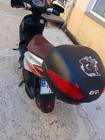 Серый Ямаха Сигнус, объемом двигателя 0.12 л и пробегом 16 тыс. км за 1700 $, фото 13 на Automoto.ua