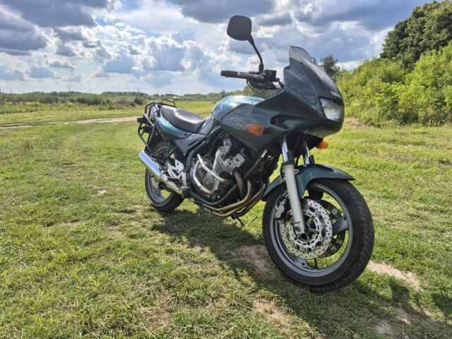 Ямаха Дівєрсіон, об'ємом двигуна 2.2 л та пробігом 0 тис. км за 2300 $, фото 2 на Automoto.ua