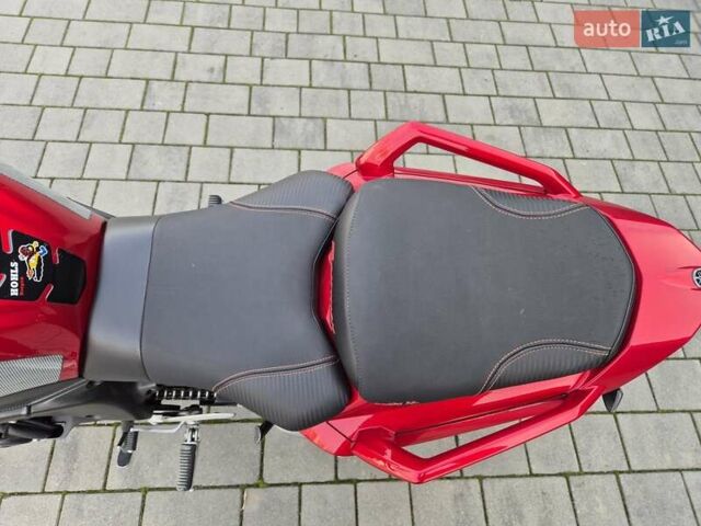 Червоний Ямаха ФЗ-С, об'ємом двигуна 1 л та пробігом 31 тис. км за 7700 $, фото 21 на Automoto.ua