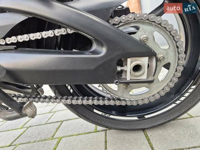 Червоний Ямаха ФЗ-С, об'ємом двигуна 1 л та пробігом 31 тис. км за 7700 $, фото 26 на Automoto.ua