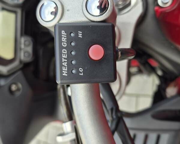 Червоний Ямаха ФЗ-С, об'ємом двигуна 1 л та пробігом 31 тис. км за 7700 $, фото 23 на Automoto.ua