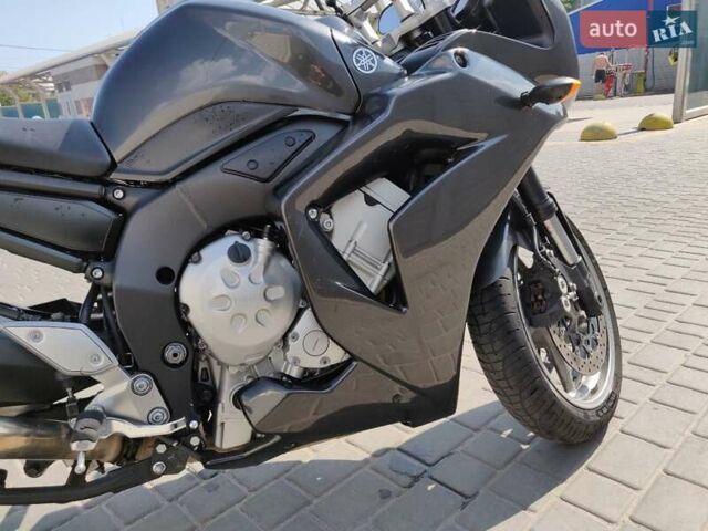 Черный Ямаха ФЗ, объемом двигателя 1 л и пробегом 49 тыс. км за 6580 $, фото 3 на Automoto.ua