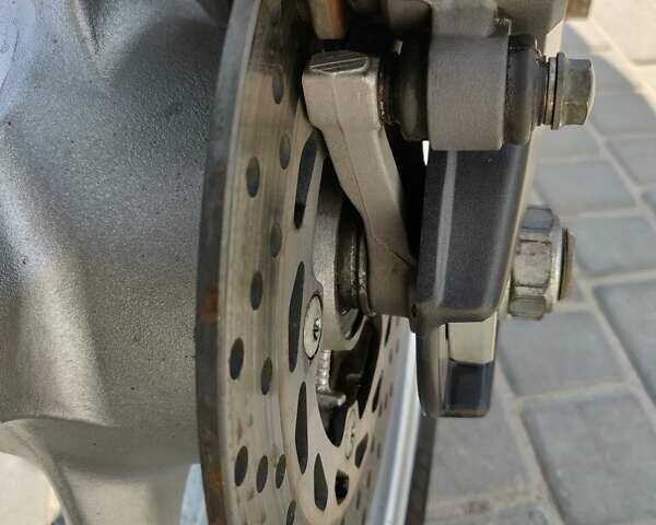 Черный Ямаха ФЗ, объемом двигателя 1 л и пробегом 49 тыс. км за 6580 $, фото 7 на Automoto.ua