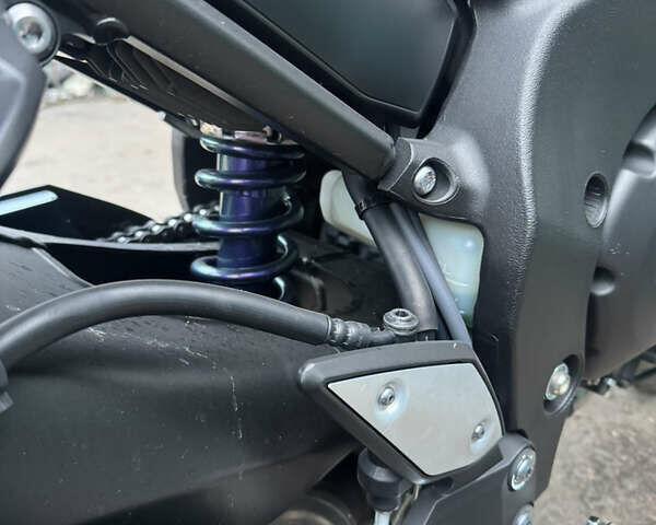 Фіолетовий Ямаха FZ, об'ємом двигуна 1 л та пробігом 9 тис. км за 9200 $, фото 7 на Automoto.ua