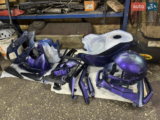 Фіолетовий Ямаха FZ, об'ємом двигуна 1 л та пробігом 13 тис. км за 8300 $, фото 9 на Automoto.ua