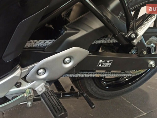 Ямаха ФЗ, объемом двигателя 0.25 л и пробегом 0 тыс. км за 3765 $, фото 17 на Automoto.ua