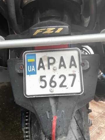 Сірий Ямаха FZ, об'ємом двигуна 1 л та пробігом 70 тис. км за 5900 $, фото 2 на Automoto.ua