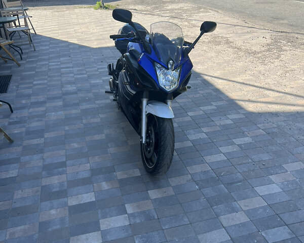 Синий Ямаха ФЗ, объемом двигателя 0.6 л и пробегом 25 тыс. км за 6000 $, фото 3 на Automoto.ua