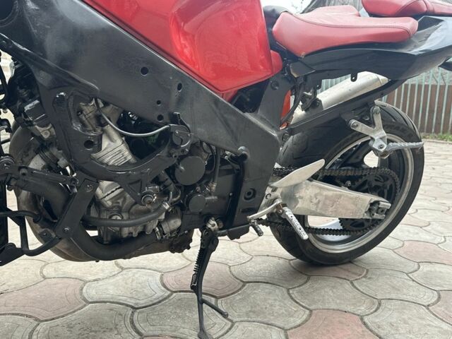 Ямаха ФЗР, объемом двигателя 1 л и пробегом 0 тыс. км за 1100 $, фото 2 на Automoto.ua