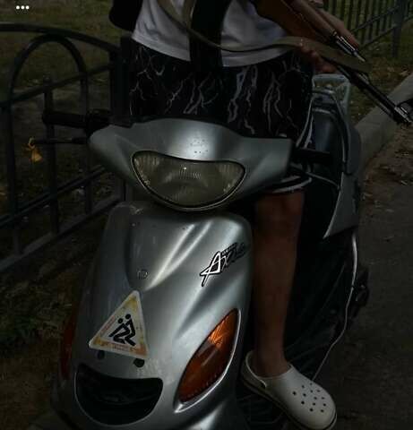 Ямаха Гранд Аксіс 2003 у Харкові на Automoto.ua Сірий Ямаха Гранд Аксіс, об'ємом двигуна 0 л та пробігом 250 тис. км за 605 $, фото 2 на Automoto.ua