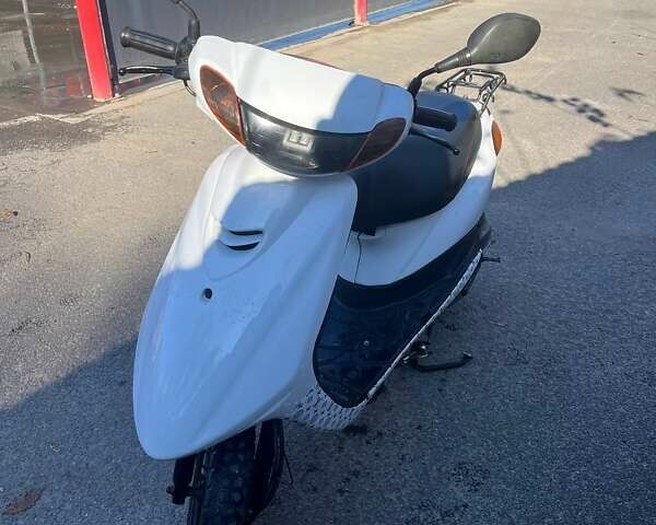 Білий Ямаха Jog, об'ємом двигуна 0.05 л та пробігом 26 тис. км за 593 $, фото 4 на Automoto.ua