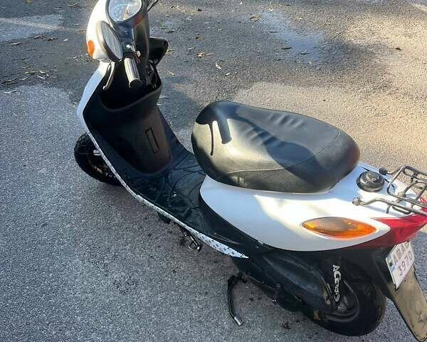 Білий Ямаха Jog, об'ємом двигуна 0.05 л та пробігом 26 тис. км за 593 $, фото 2 на Automoto.ua