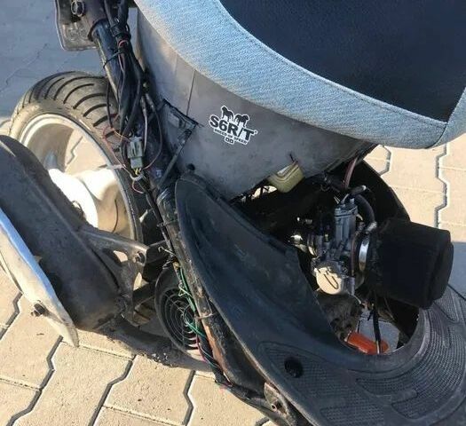 Ямаха Джог, объемом двигателя 0.13 л и пробегом 0 тыс. км за 121 $, фото 4 на Automoto.ua