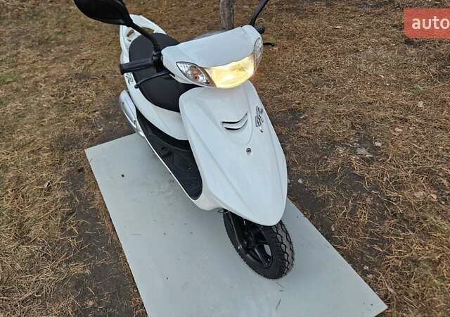 Ямаха Джог, объемом двигателя 0 л и пробегом 14 тыс. км за 1000 $, фото 1 на Automoto.ua
