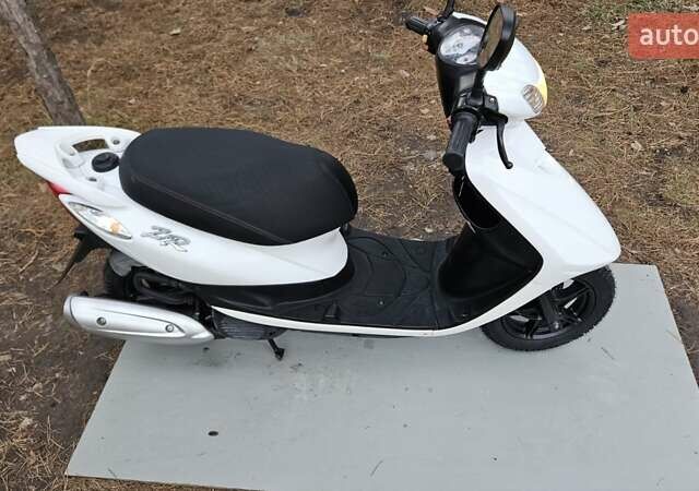 Ямаха Джог, объемом двигателя 0 л и пробегом 14 тыс. км за 1000 $, фото 3 на Automoto.ua