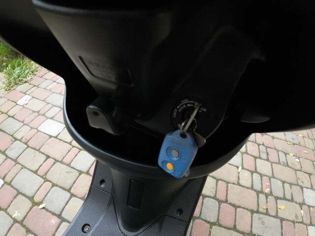 Ямаха Jog, об'ємом двигуна 49 л та пробігом 0 тис. км за 800 $, фото 4 на Automoto.ua