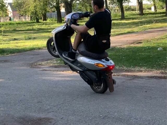 Ямаха Jog, об'ємом двигуна 50 л та пробігом 0 тис. км за 569 $, фото 3 на Automoto.ua