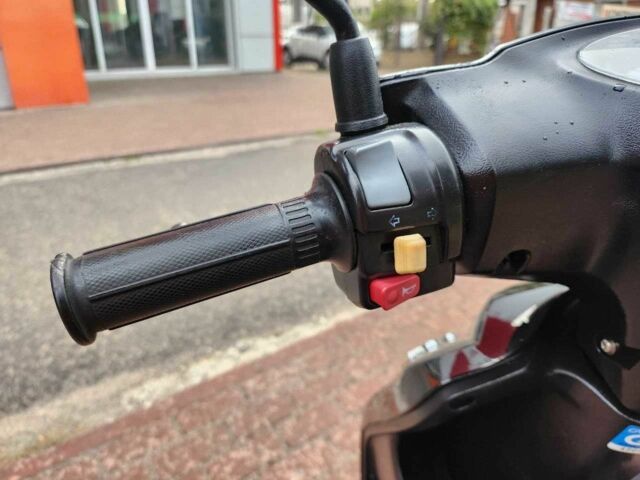 Ямаха Джог, объемом двигателя 50 л и пробегом 0 тыс. км за 880 $, фото 10 на Automoto.ua