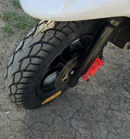Ямаха Джог, объемом двигателя 0 л и пробегом 12 тыс. км за 1000 $, фото 9 на Automoto.ua