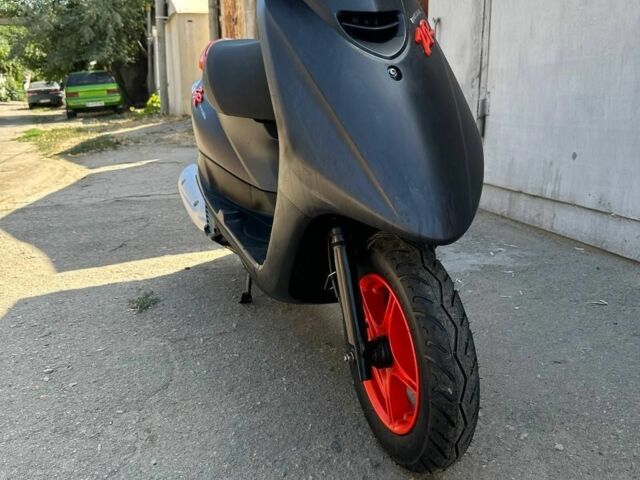 Ямаха Jog, об'ємом двигуна 49 л та пробігом 0 тис. км за 1100 $, фото 5 на Automoto.ua