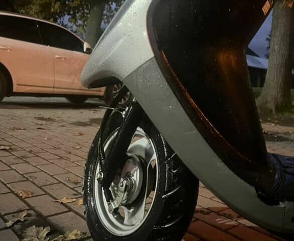 Ямаха Джог, объемом двигателя 50 л и пробегом 0 тыс. км за 594 $, фото 6 на Automoto.ua