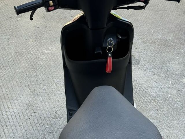 Ямаха Джог, объемом двигателя 49 л и пробегом 0 тыс. км за 594 $, фото 3 на Automoto.ua