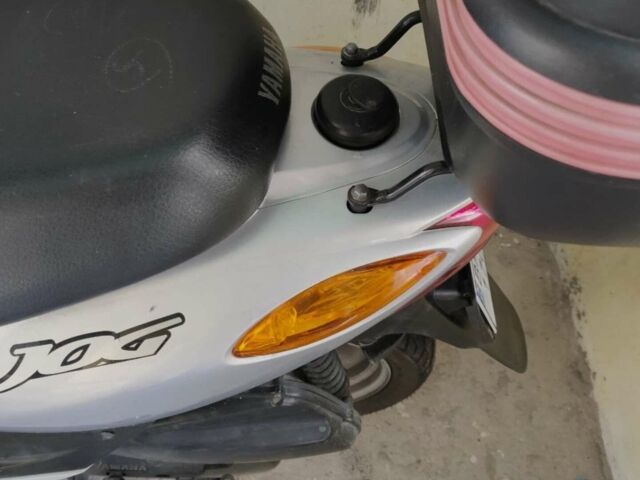 Сірий Ямаха Jog, об'ємом двигуна 0.05 л та пробігом 9 тис. км за 750 $, фото 4 на Automoto.ua