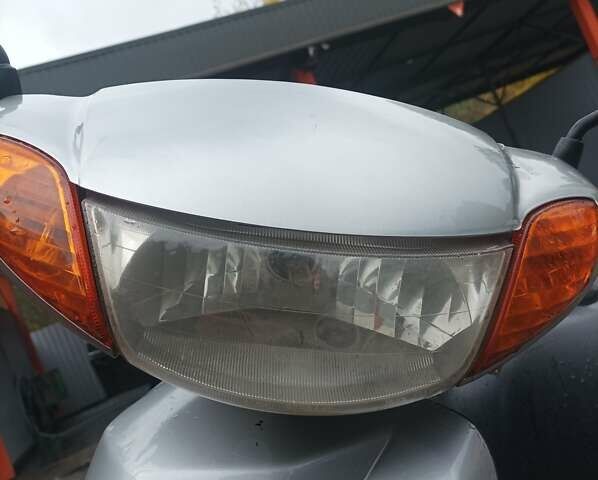 Серый Ямаха Джог, объемом двигателя 0.05 л и пробегом 45 тыс. км за 529 $, фото 1 на Automoto.ua