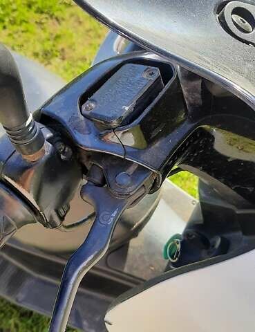 Белый Ямаха Маджести, объемом двигателя 0 л и пробегом 36 тыс. км за 350 $, фото 6 на Automoto.ua