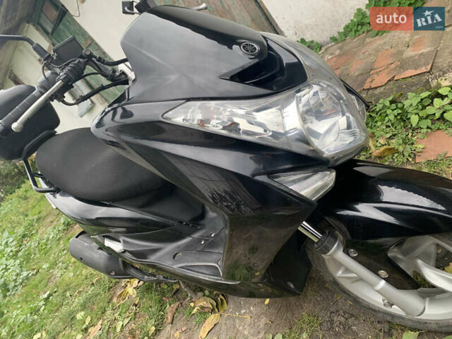 Черный Ямаха Маджести, объемом двигателя 0.15 л и пробегом 45 тыс. км за 2300 $, фото 3 на Automoto.ua