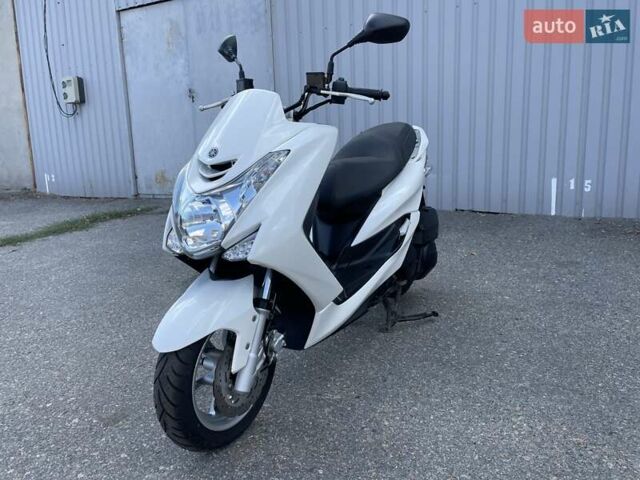 Ямаха Маджести, объемом двигателя 0 л и пробегом 17 тыс. км за 2100 $, фото 2 на Automoto.ua